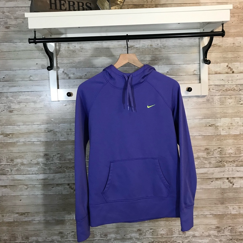 Nike Therma-Fit women’s size medium